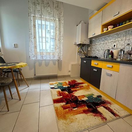 Downtown "Rendez-Vous" Luxury Bacău Exterior foto