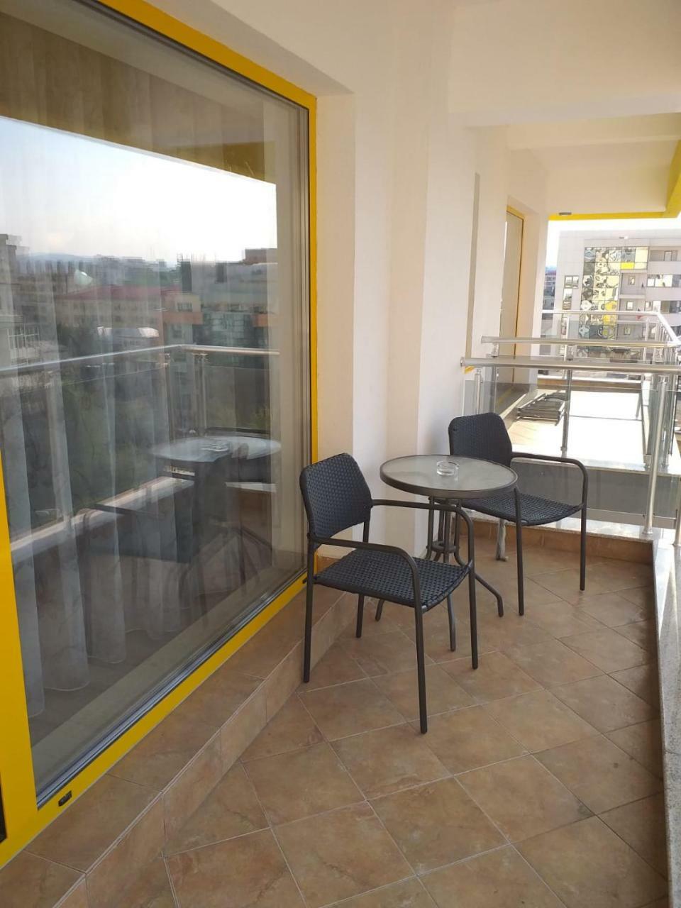 Downtown "Rendez-Vous" Luxury Bacău Exterior foto