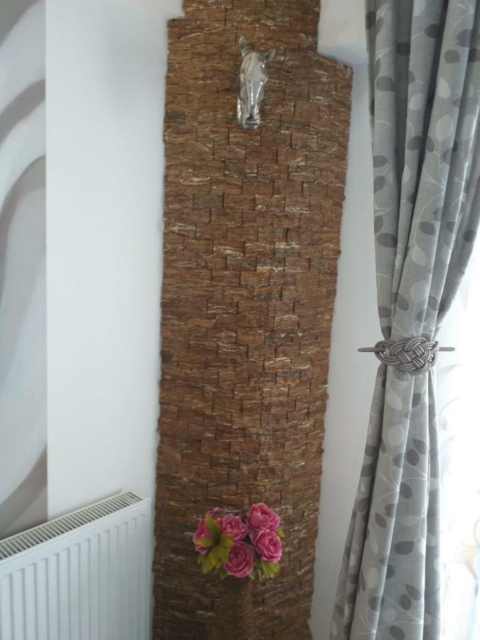 Downtown "Rendez-Vous" Luxury Bacău Exterior foto