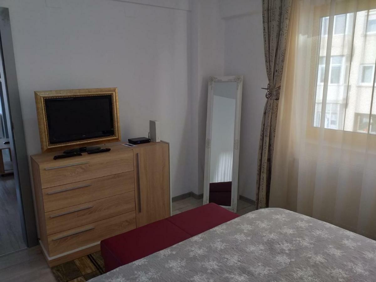 Downtown "Rendez-Vous" Luxury Bacău Exterior foto