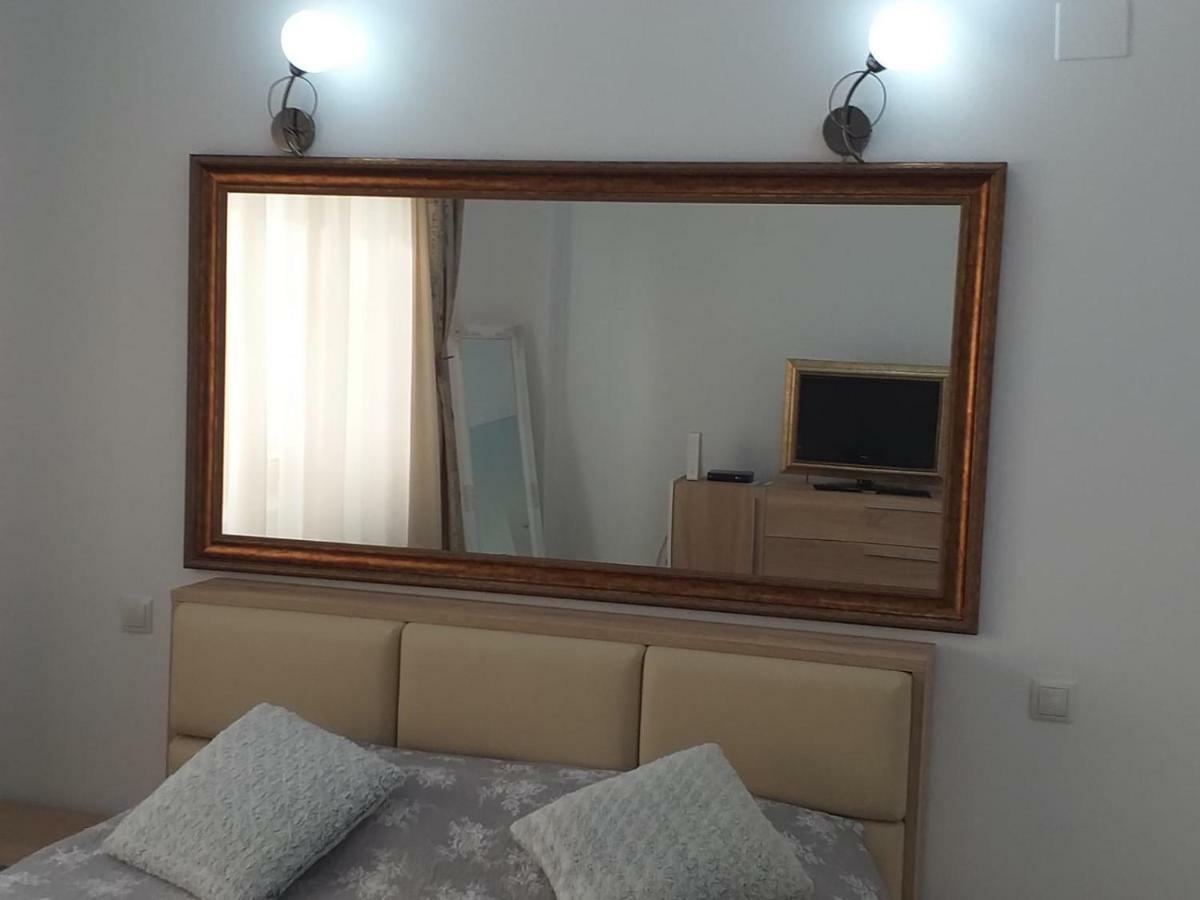 Downtown "Rendez-Vous" Luxury Bacău Exterior foto